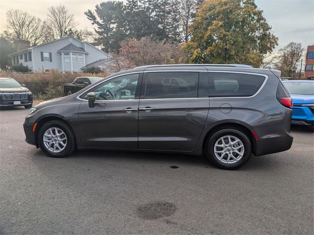 used 2021 Chrysler Pacifica car, priced at $24,992