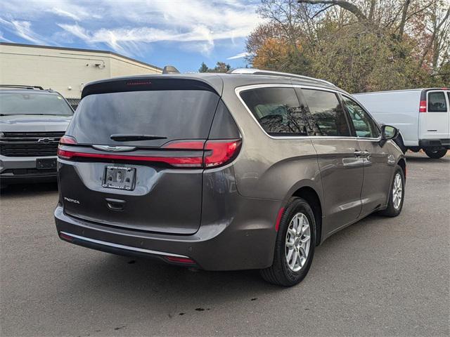 used 2021 Chrysler Pacifica car, priced at $24,992