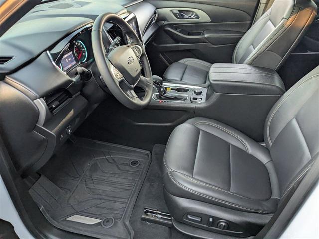 used 2023 Chevrolet Traverse car, priced at $33,999