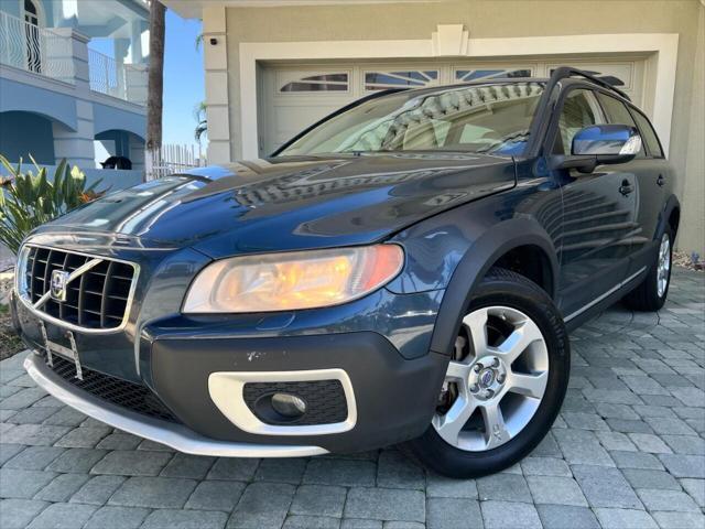 used 2009 Volvo XC70 car, priced at $17,499