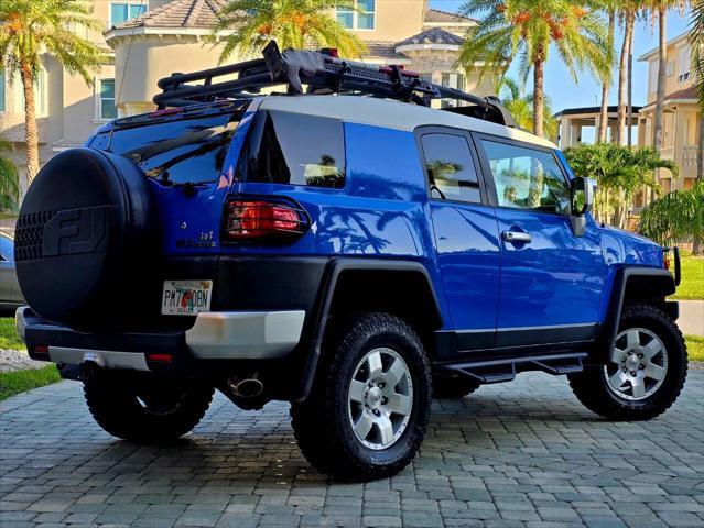 used 2007 Toyota FJ Cruiser car, priced at $34,999