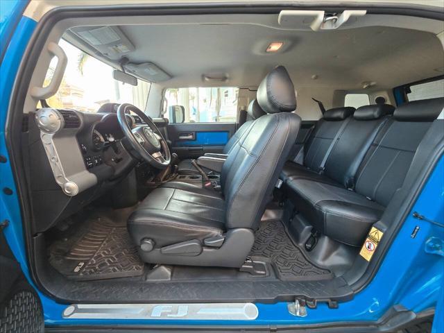 used 2007 Toyota FJ Cruiser car, priced at $34,999