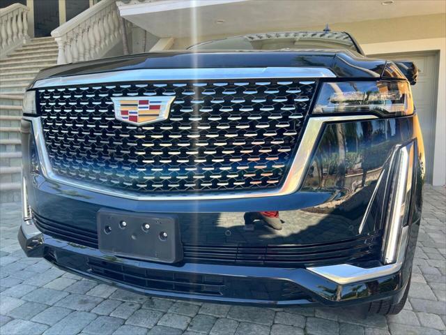 used 2022 Cadillac Escalade ESV car, priced at $76,999