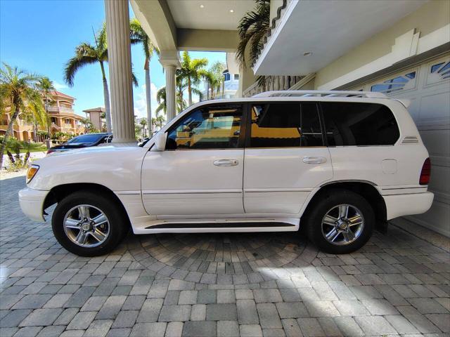 used 2006 Lexus LX 470 car, priced at $21,999