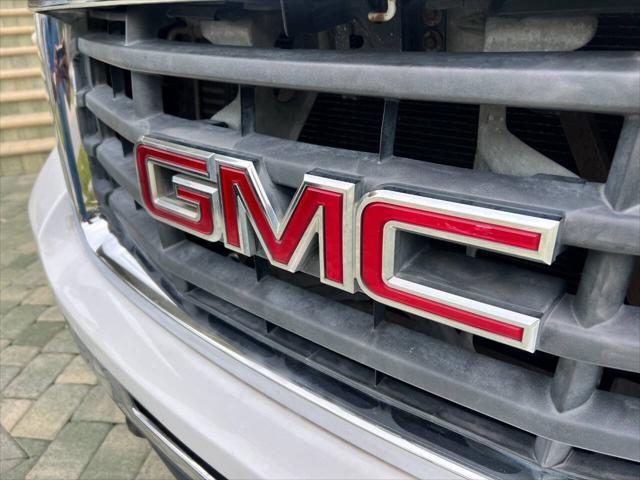 used 2007 GMC Sierra 2500 car, priced at $24,999