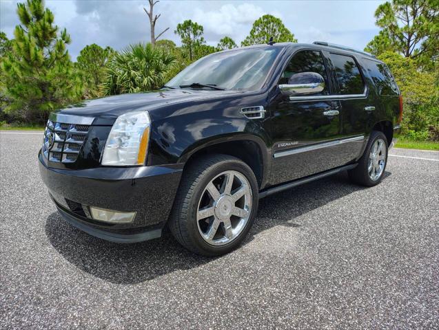 used 2009 Cadillac Escalade car, priced at $23,499