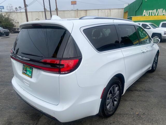 used 2021 Chrysler Pacifica car, priced at $18,995