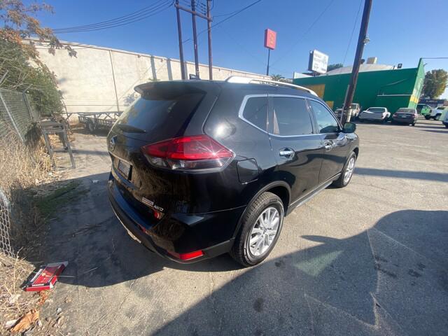 used 2020 Nissan Rogue car, priced at $15,995