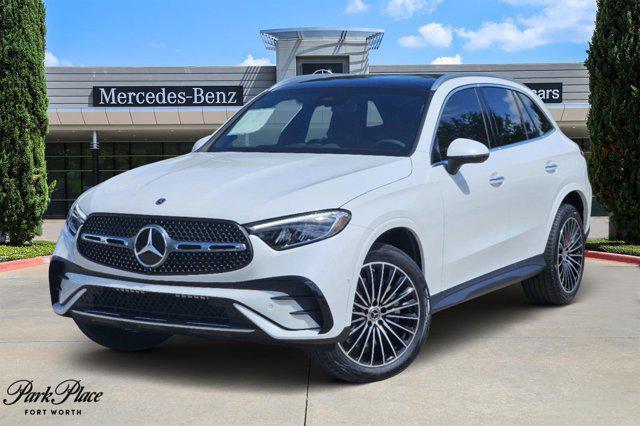 new 2024 Mercedes-Benz GLC 300 car, priced at $60,545