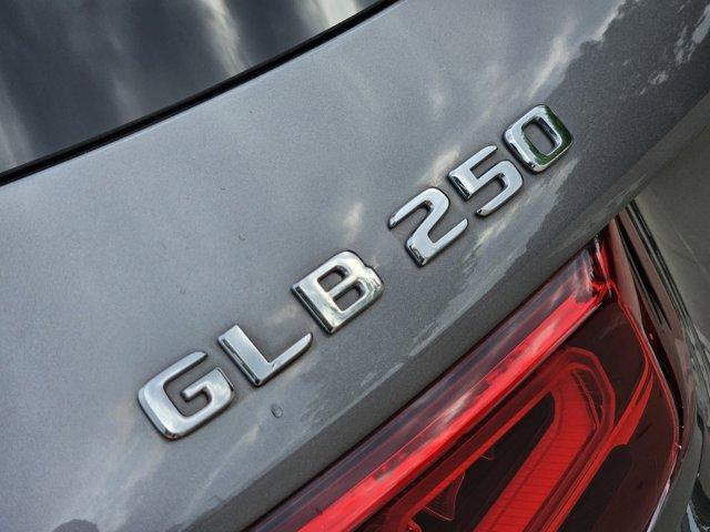used 2022 Mercedes-Benz GLB 250 car, priced at $37,195