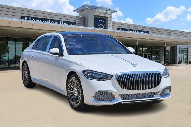 new 2024 Mercedes-Benz Maybach S 680 car, priced at $248,435