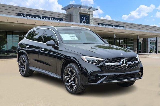 new 2024 Mercedes-Benz GLC 300 car, priced at $60,165