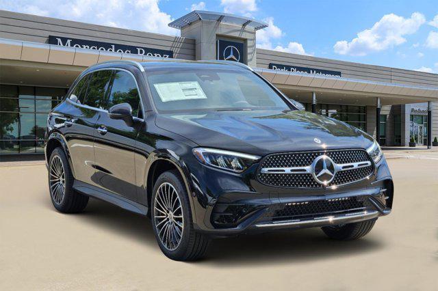 new 2024 Mercedes-Benz GLC 300 car, priced at $61,155