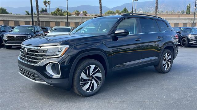 new 2025 Volkswagen Atlas car, priced at $42,124
