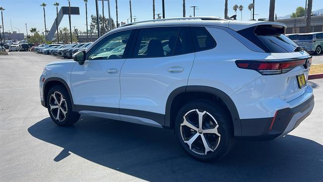 new 2025 Volkswagen Tiguan car, priced at $36,176
