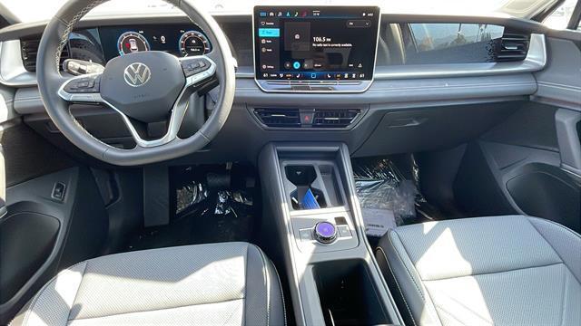 new 2025 Volkswagen Tiguan car, priced at $33,970