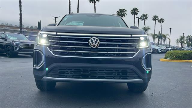 new 2025 Volkswagen Atlas car, priced at $41,141