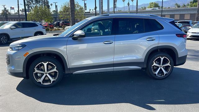 new 2025 Volkswagen Tiguan car, priced at $35,382