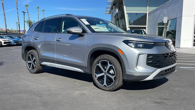 new 2025 Volkswagen Tiguan car, priced at $36,382