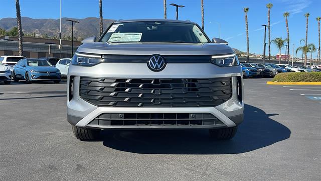 new 2025 Volkswagen Tiguan car, priced at $35,382