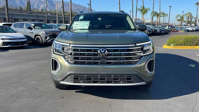 new 2026 Volkswagen Atlas car, priced at $48,078