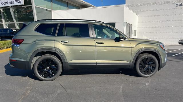 new 2026 Volkswagen Atlas car, priced at $48,078