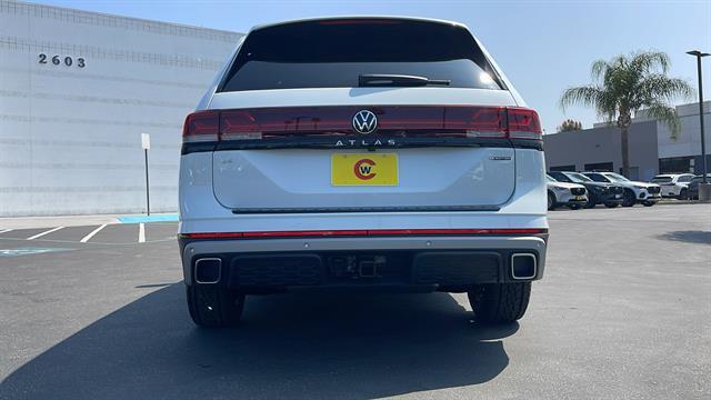 new 2025 Volkswagen Atlas car, priced at $45,604