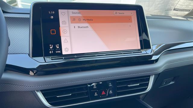 new 2025 Volkswagen Atlas car, priced at $45,604