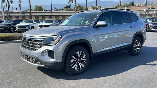 new 2025 Volkswagen Atlas car, priced at $37,474