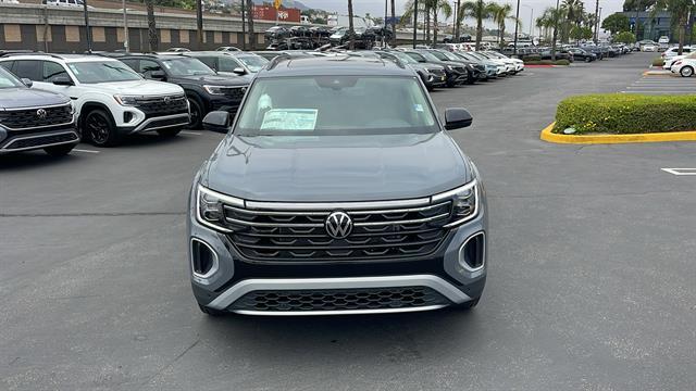 new 2025 Volkswagen Atlas car, priced at $46,929