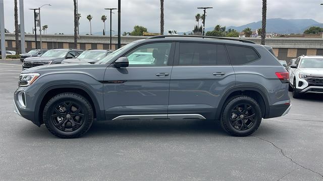 new 2025 Volkswagen Atlas car, priced at $46,929