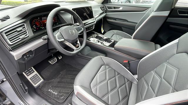 new 2025 Volkswagen Atlas car, priced at $46,929