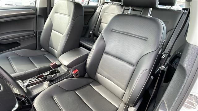 used 2018 Volkswagen Golf Alltrack car, priced at $17,498