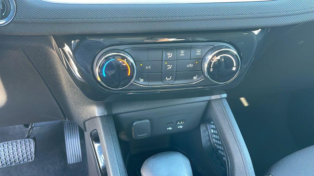 used 2024 Chevrolet TrailBlazer car, priced at $20,964