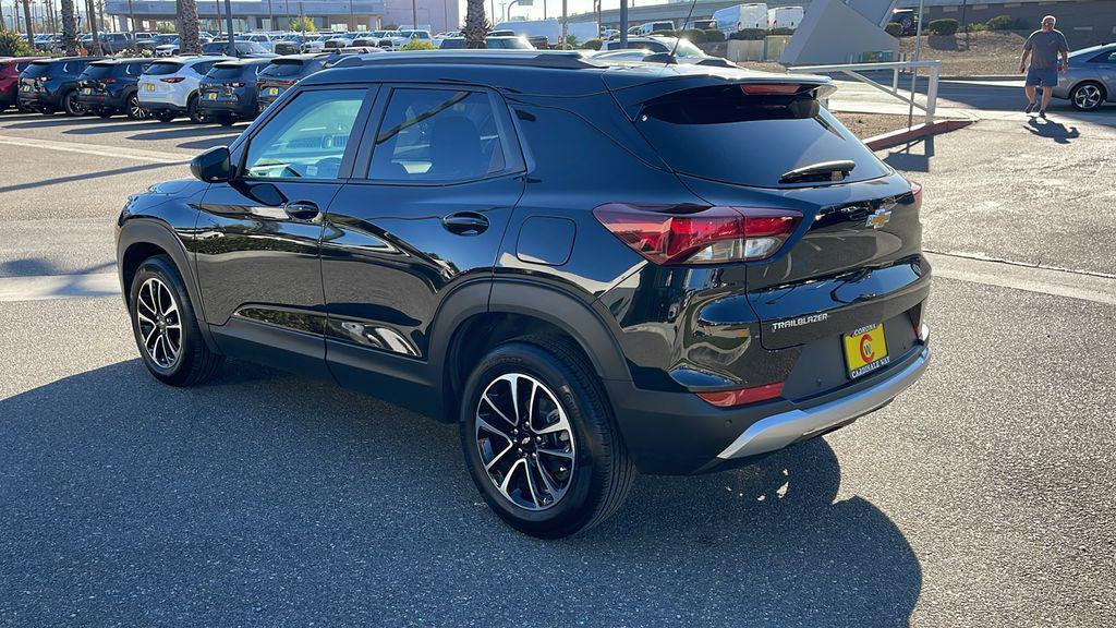 used 2024 Chevrolet TrailBlazer car, priced at $20,964