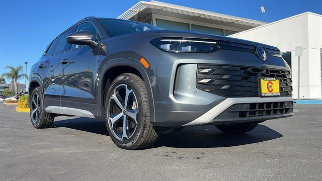 new 2025 Volkswagen Tiguan car, priced at $33,586