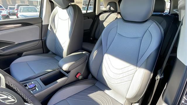 new 2025 Volkswagen Tiguan car, priced at $33,586