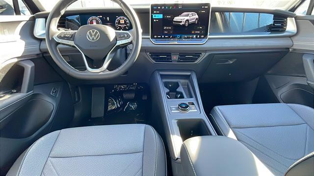 new 2025 Volkswagen Tiguan car, priced at $33,586