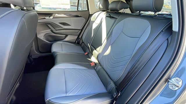 new 2025 Volkswagen Tiguan car, priced at $33,586