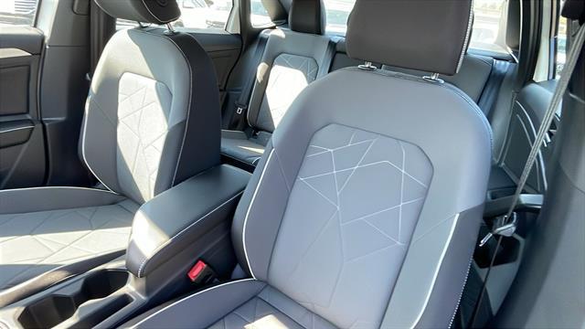 new 2025 Volkswagen Jetta car, priced at $23,715