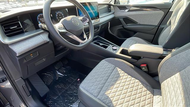 new 2025 Volkswagen Tiguan car, priced at $30,182