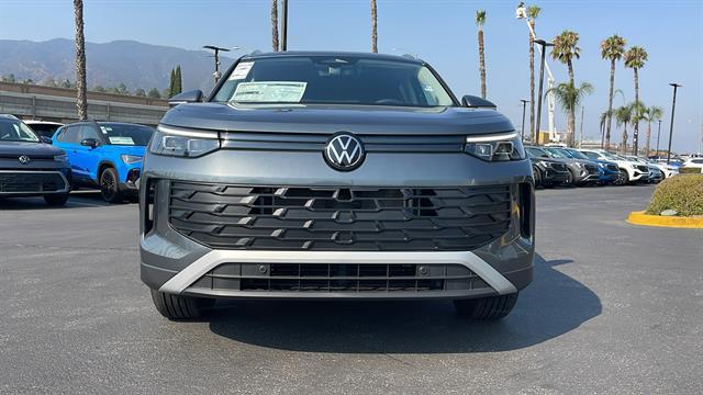 new 2025 Volkswagen Tiguan car, priced at $30,182