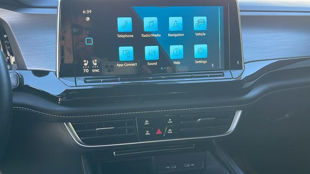 used 2025 Volkswagen Atlas Cross Sport car, priced at $36,998