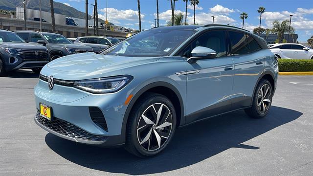 new 2025 Volkswagen ID.4 car, priced at $51,481