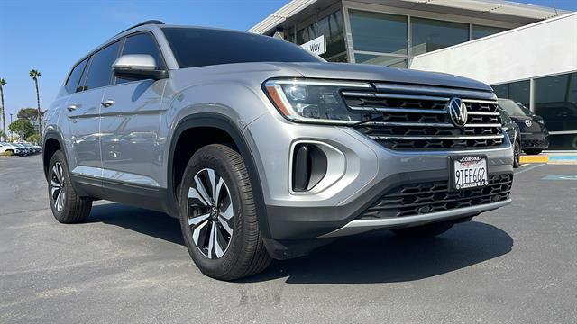 used 2025 Volkswagen Atlas car, priced at $34,997