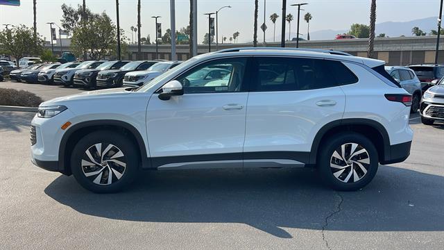 new 2025 Volkswagen Tiguan car, priced at $30,881