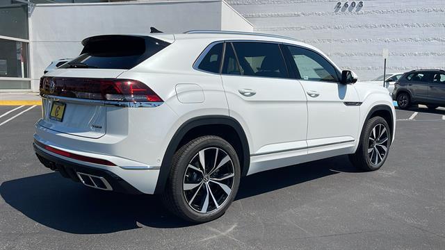 new 2025 Volkswagen Atlas Cross Sport car, priced at $52,675