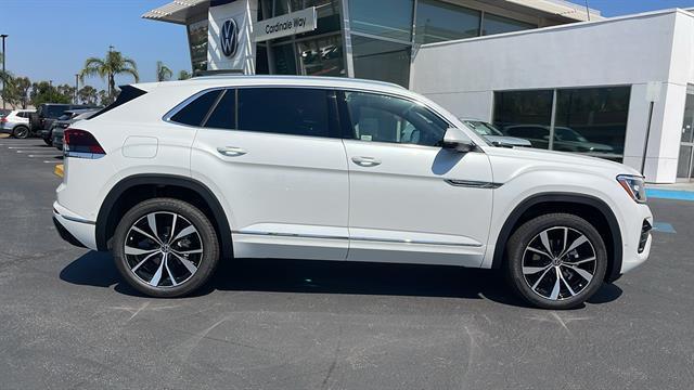 new 2025 Volkswagen Atlas Cross Sport car, priced at $52,675