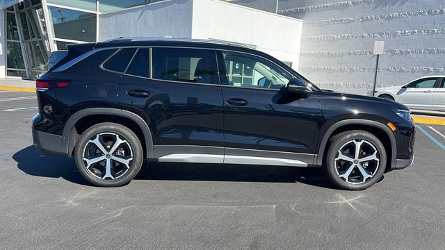 new 2025 Volkswagen Tiguan car, priced at $32,479