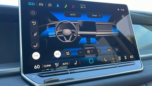 new 2025 Volkswagen Tiguan car, priced at $32,479